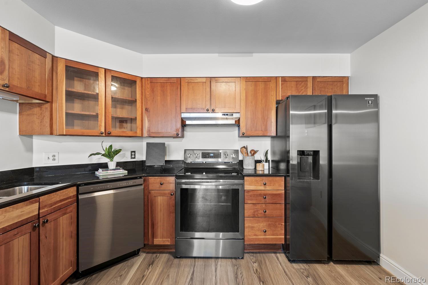 MLS Image #11 for 1625  larimer street 2104,denver, Colorado