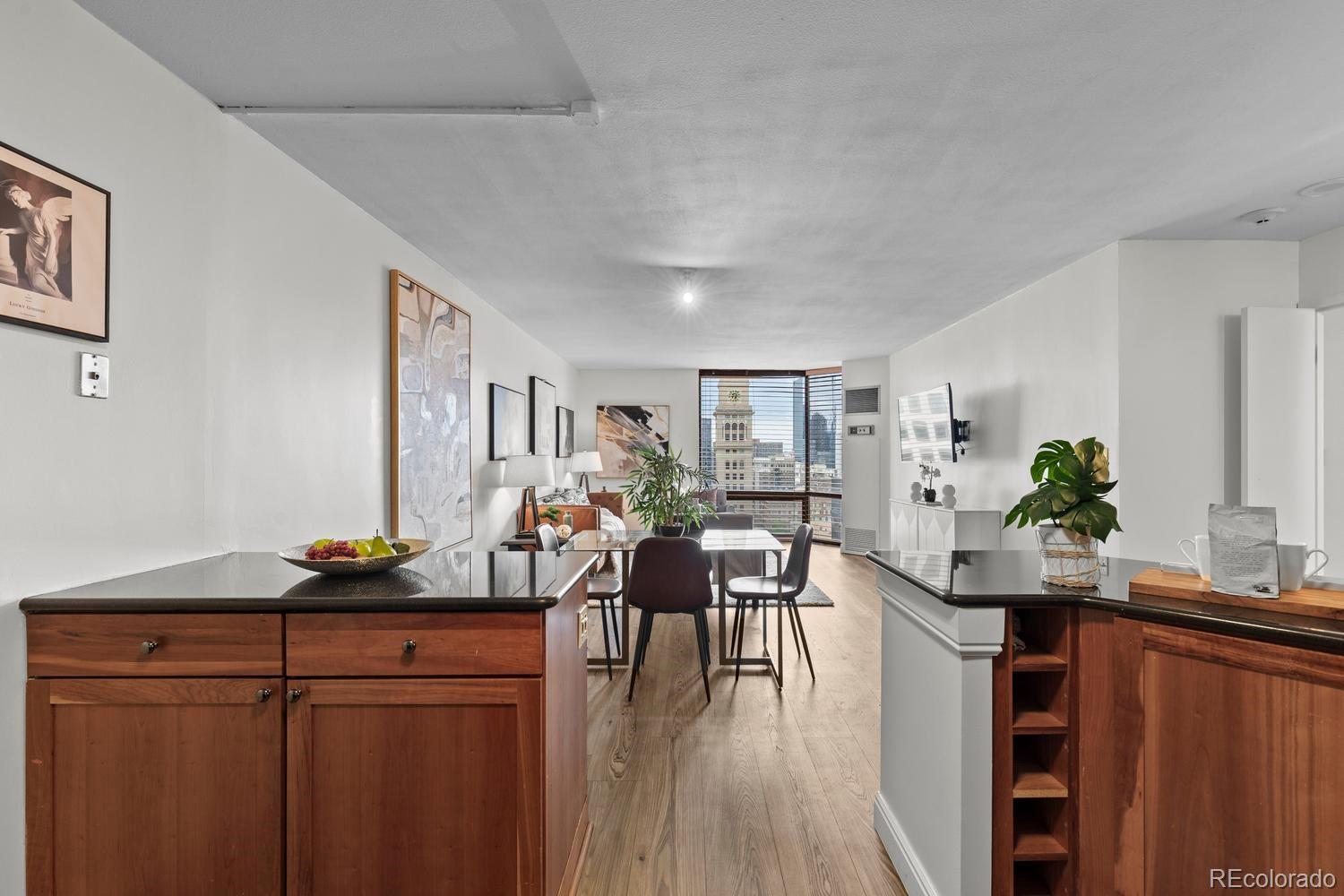 MLS Image #12 for 1625  larimer street 2104,denver, Colorado