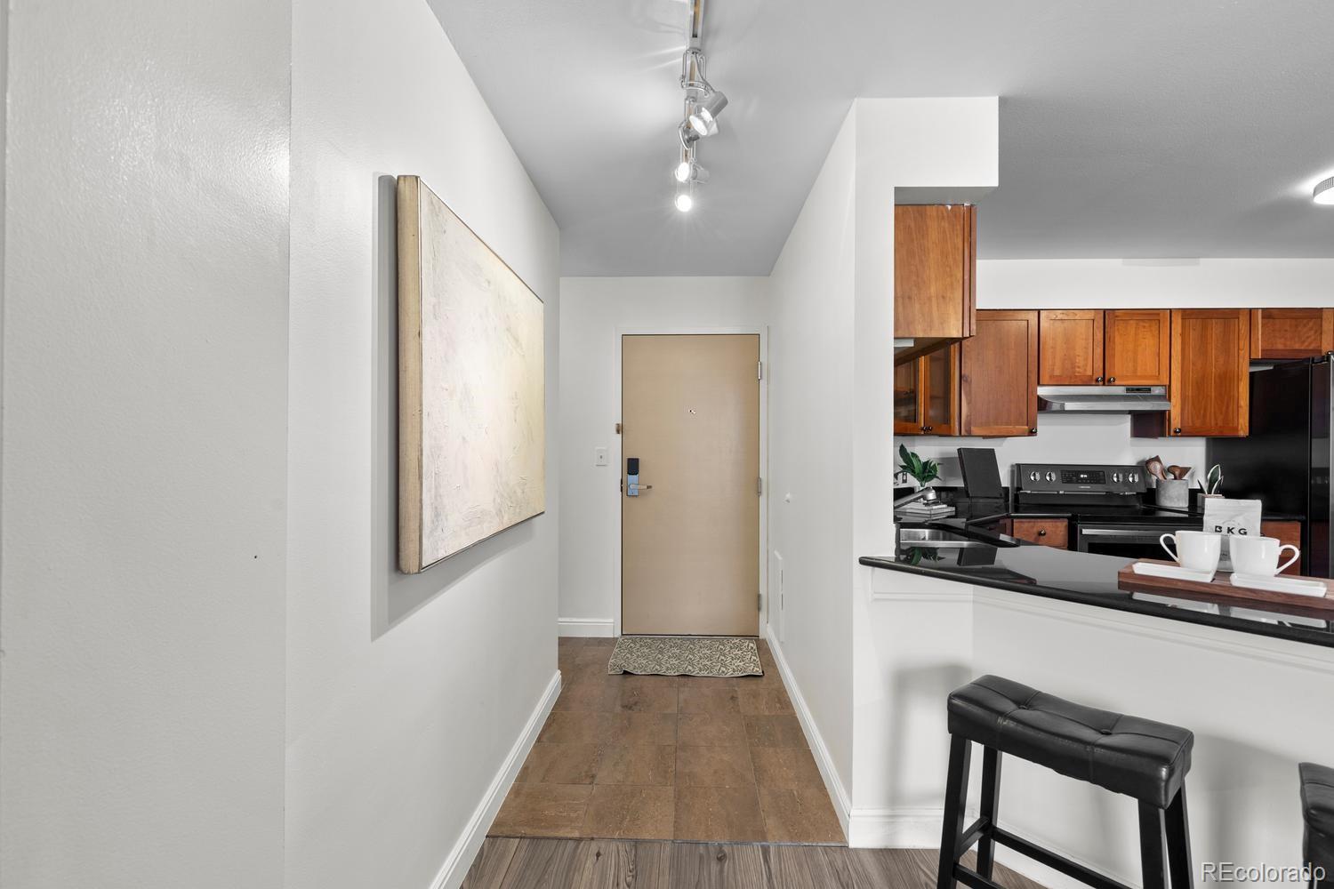 MLS Image #5 for 1625  larimer street 2104,denver, Colorado