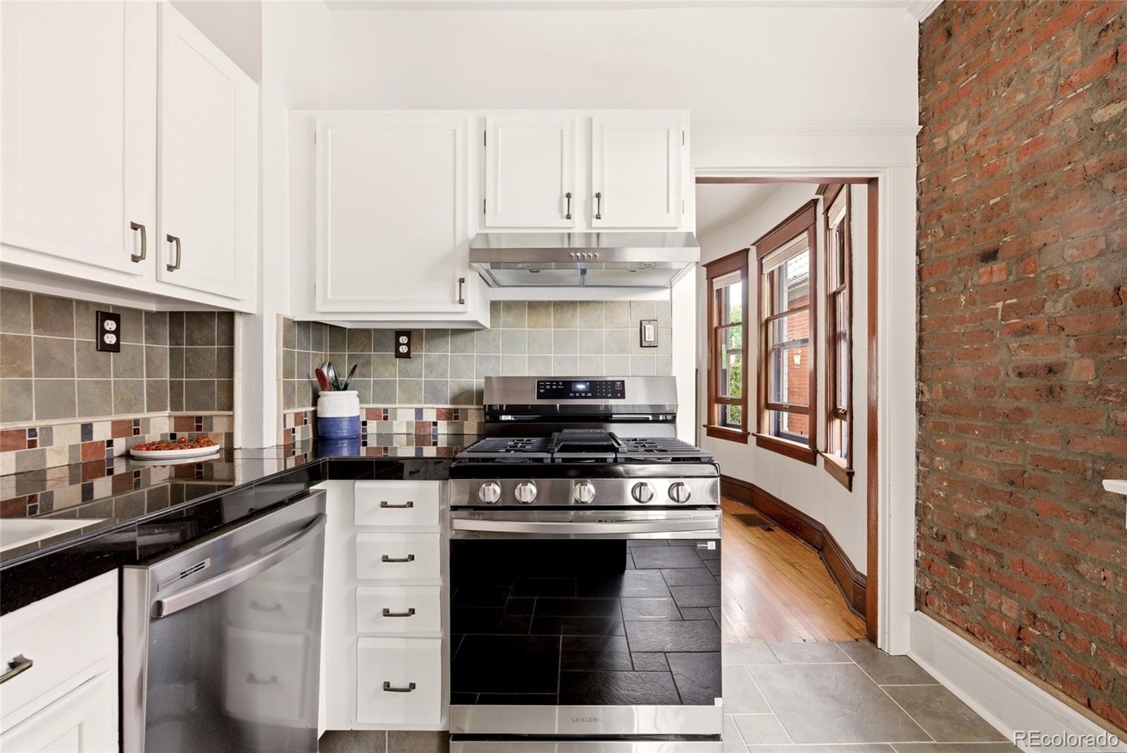MLS Image #12 for 1063 s clarkson street,denver, Colorado