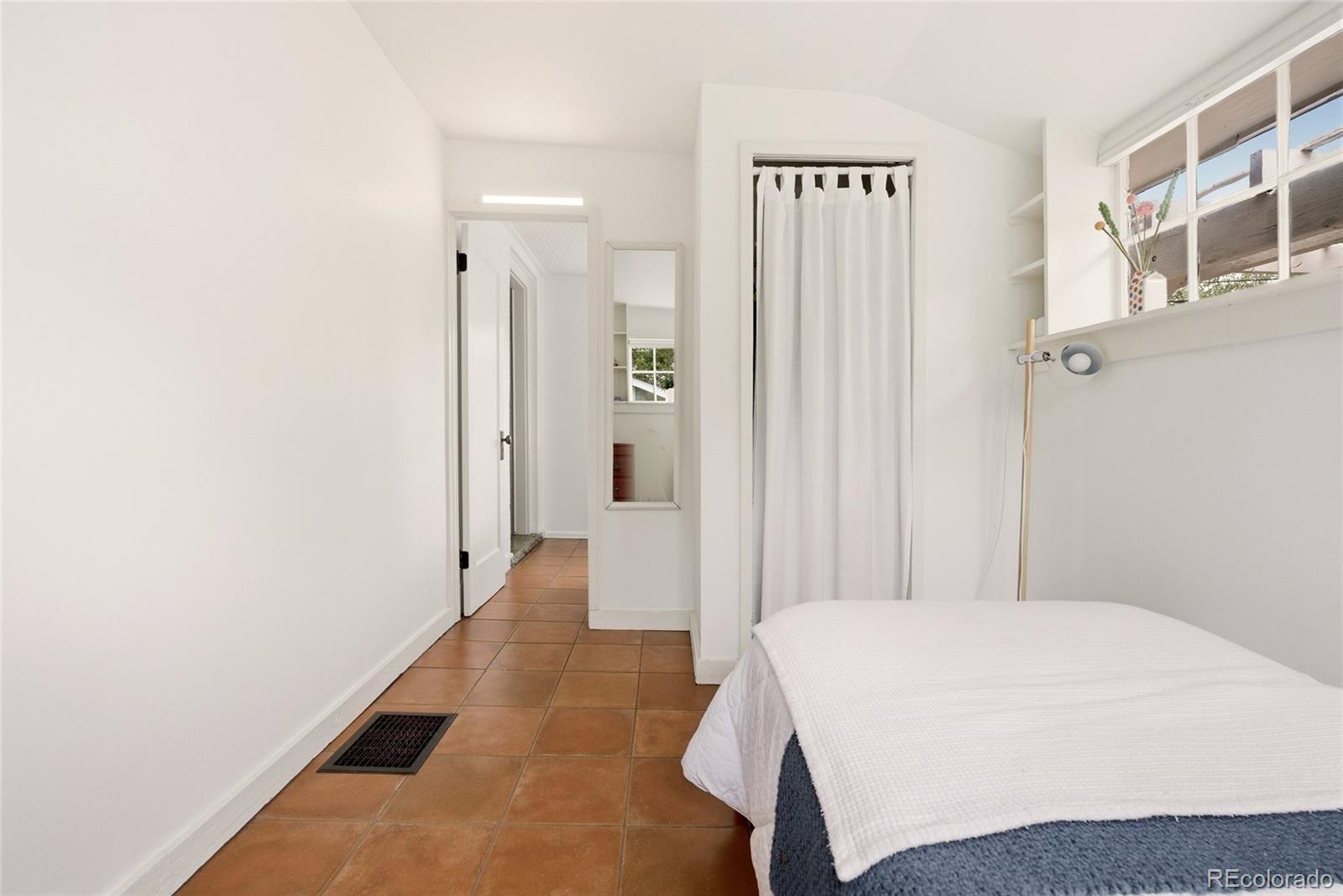 MLS Image #22 for 1063 s clarkson street,denver, Colorado