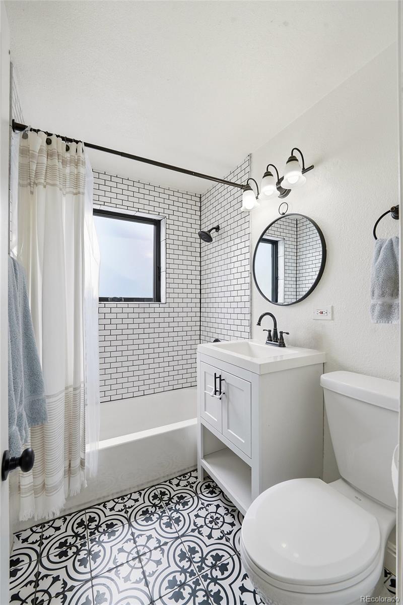 MLS Image #23 for 3030  sheridan boulevard,denver, Colorado