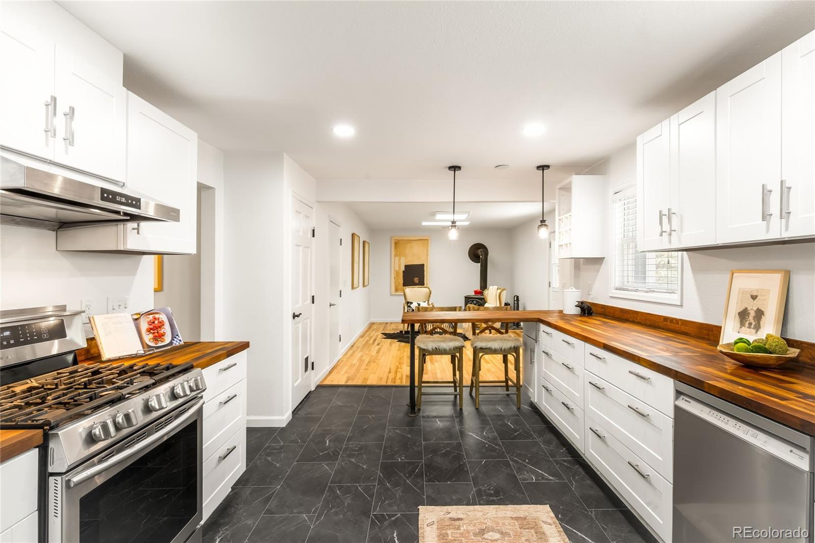 MLS Image #9 for 2504  balsam street,lakewood, Colorado