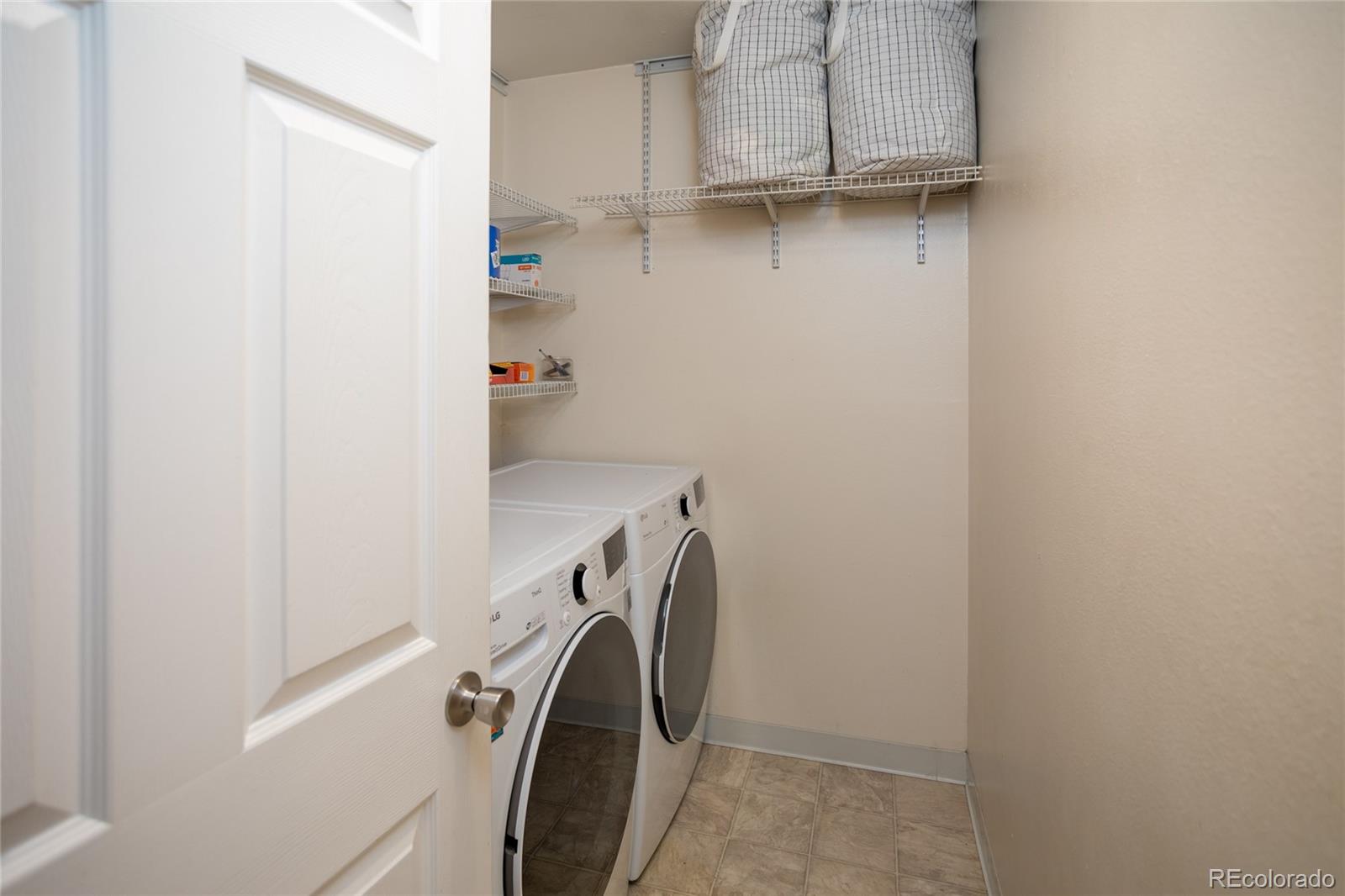MLS Image #3 for 1312 s carson way,aurora, Colorado