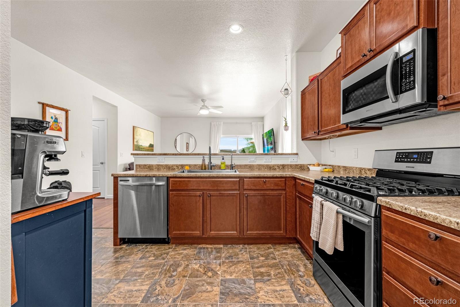 MLS Image #3 for 10036  thunderbolt trail,colorado springs, Colorado