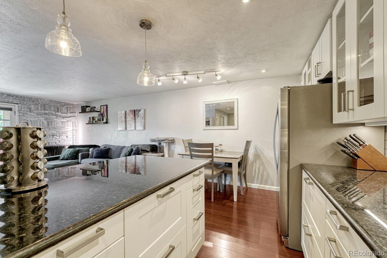 MLS Image #12 for 625 n pennsylvania street,denver, Colorado