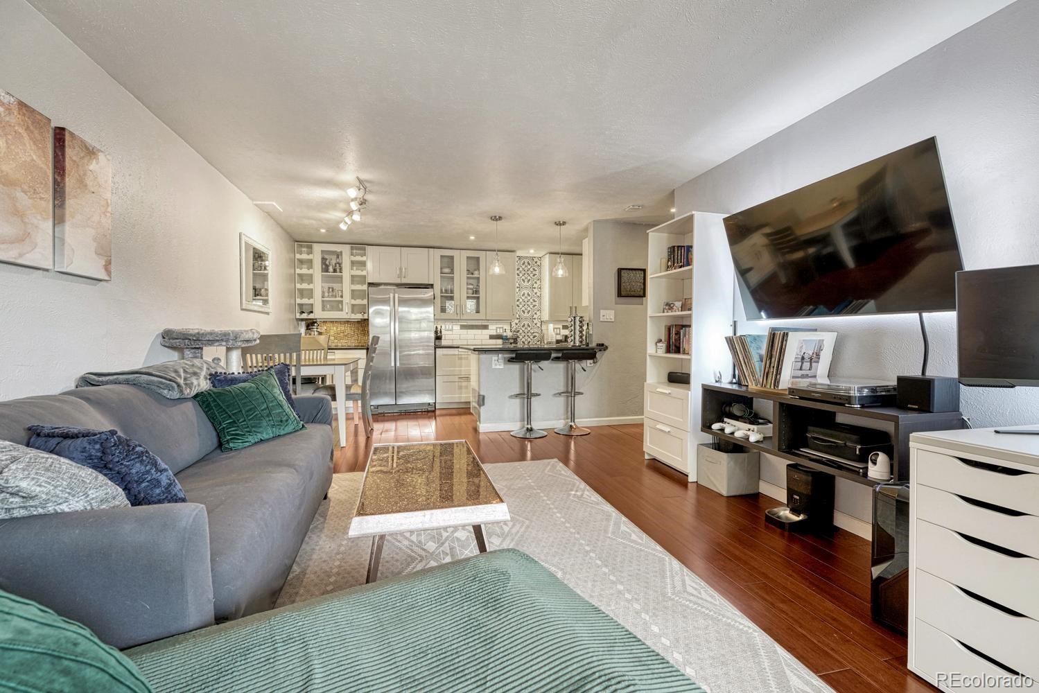 MLS Image #16 for 625 n pennsylvania street,denver, Colorado