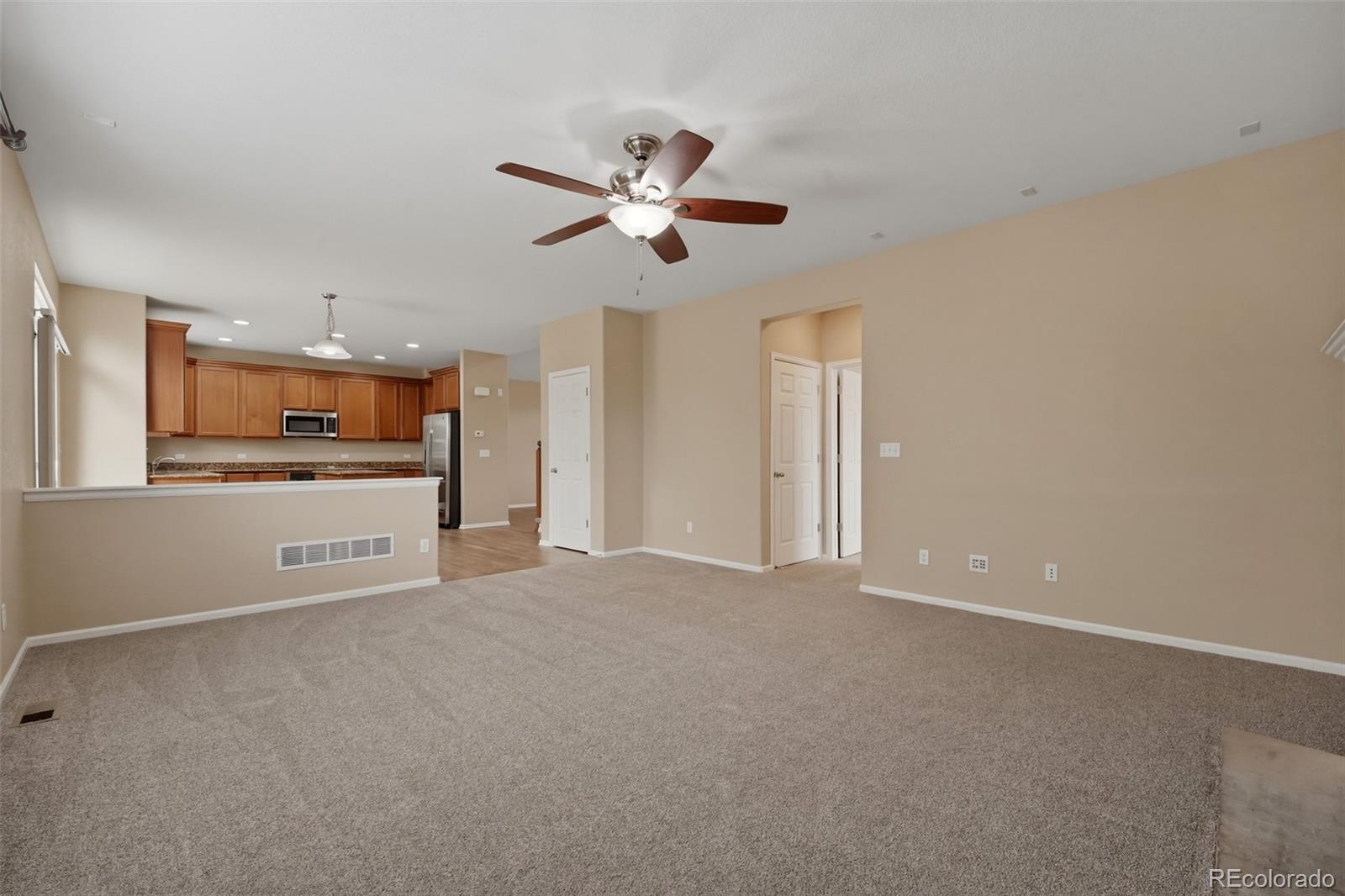 MLS Image #10 for 23469 e ottawa place,aurora, Colorado