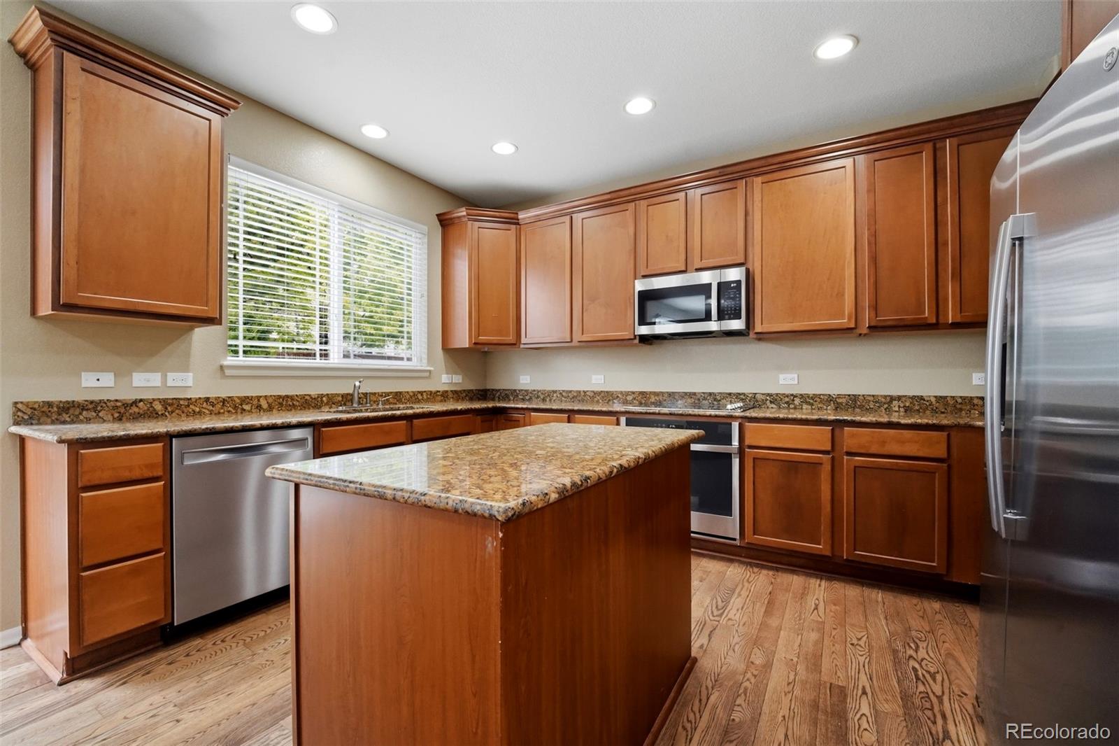 MLS Image #8 for 23469 e ottawa place,aurora, Colorado