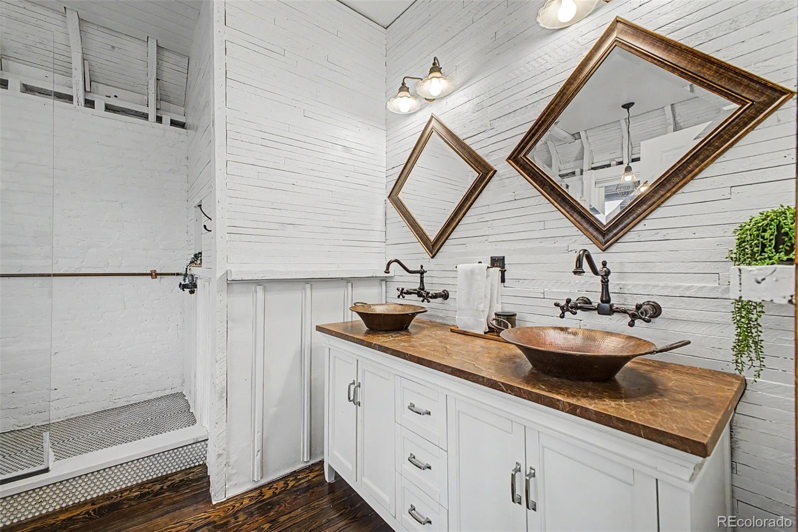 MLS Image #17 for 2080 n clarkson street,denver, Colorado