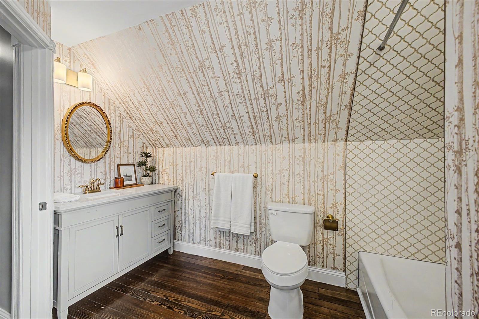MLS Image #27 for 2080 n clarkson street,denver, Colorado