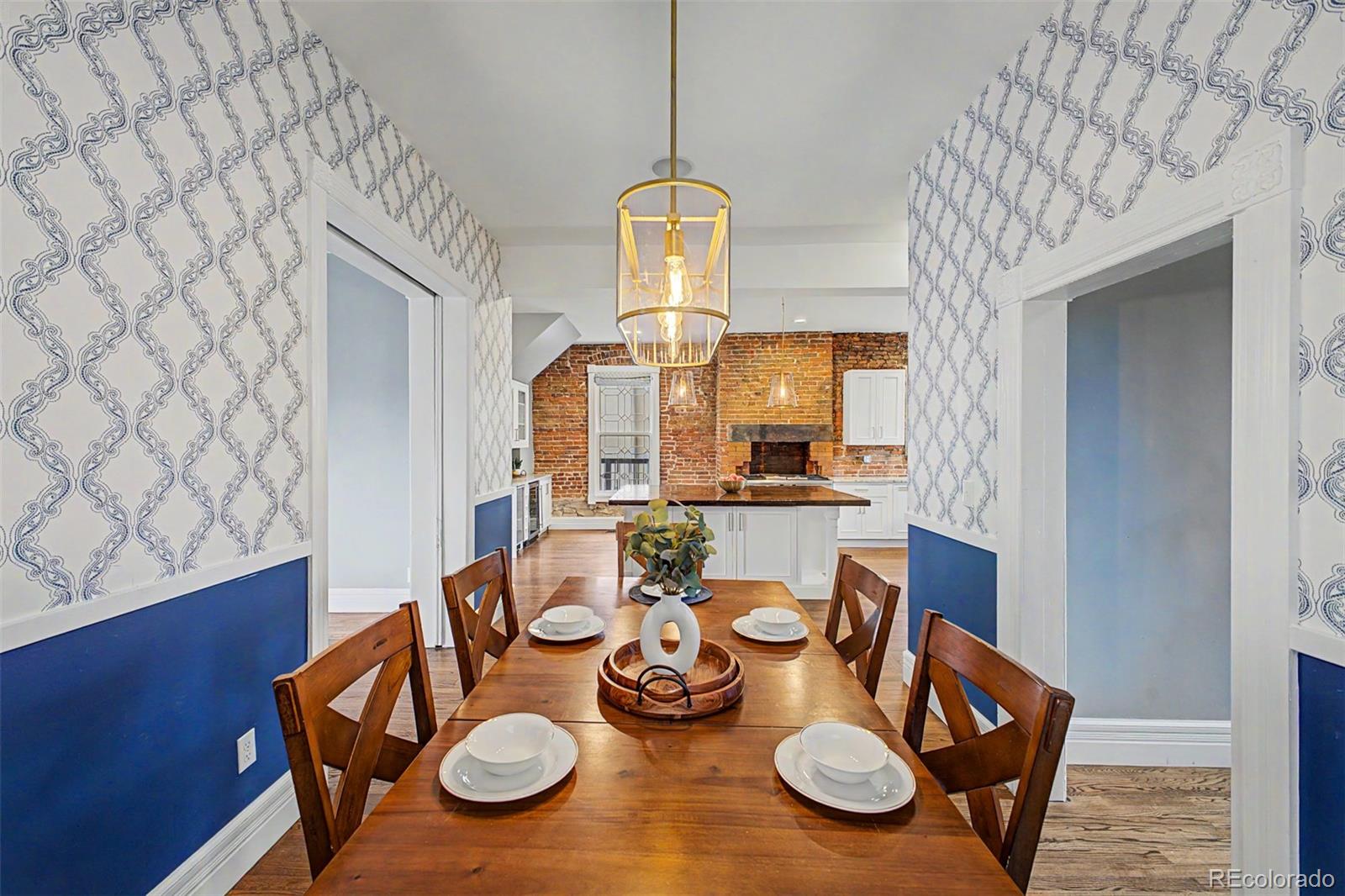 MLS Image #8 for 2080 n clarkson street,denver, Colorado