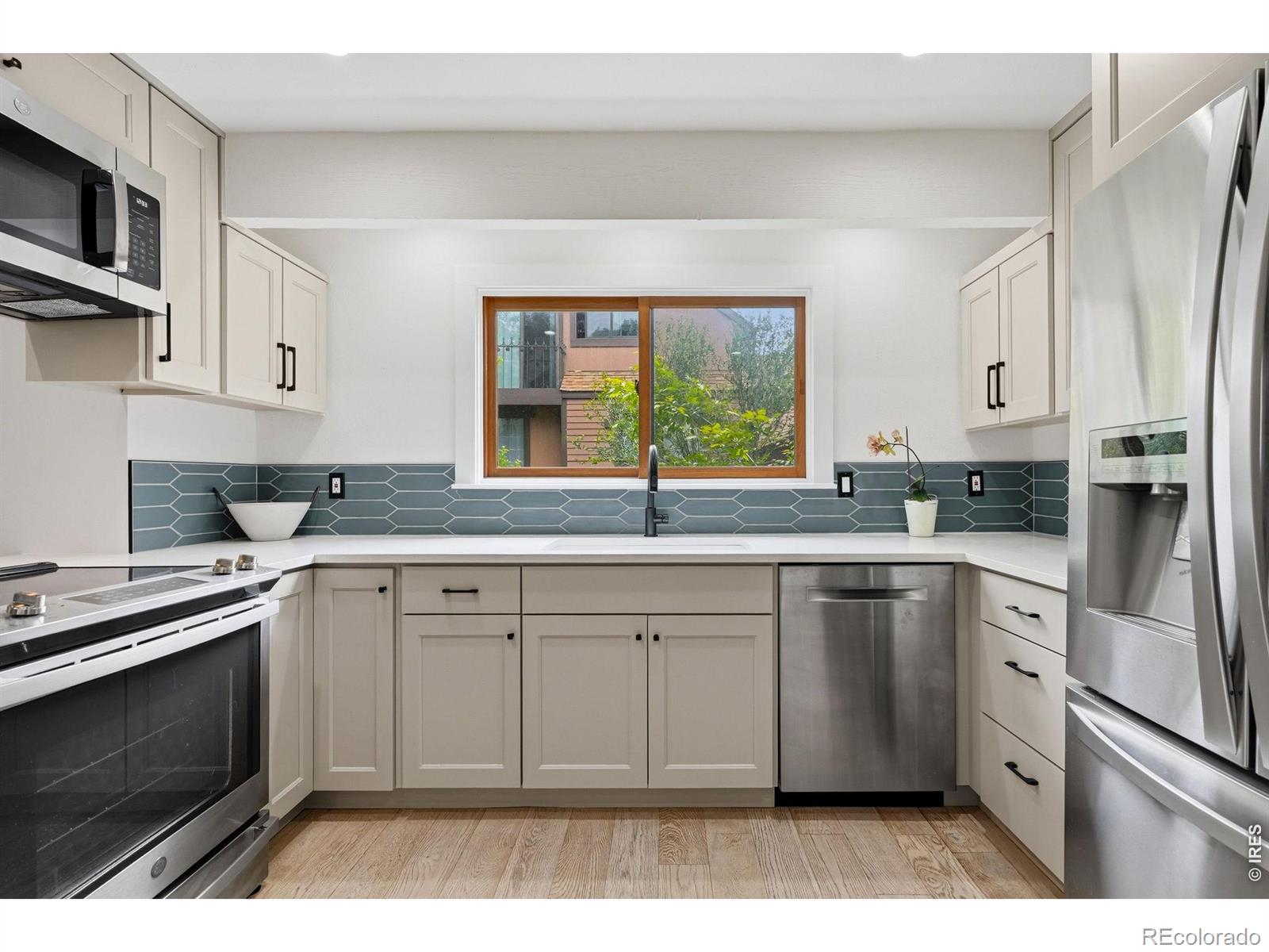 MLS Image #13 for 3737  telluride circle,boulder, Colorado