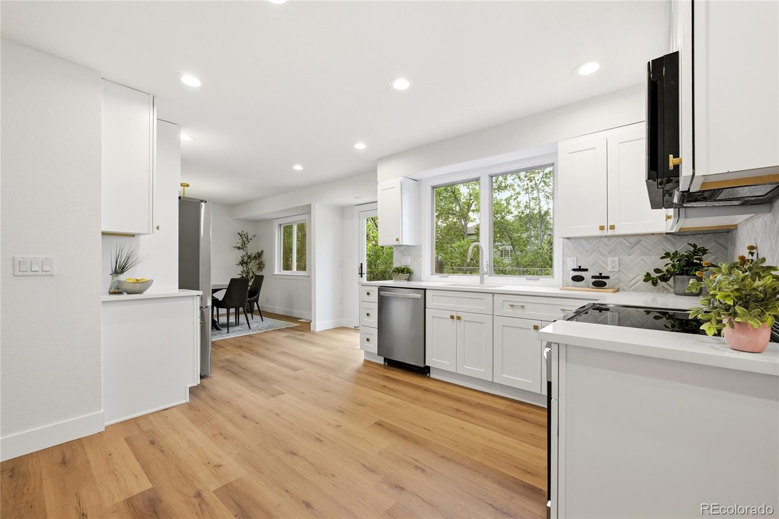 MLS Image #15 for 11766 w radcliff avenue,morrison, Colorado