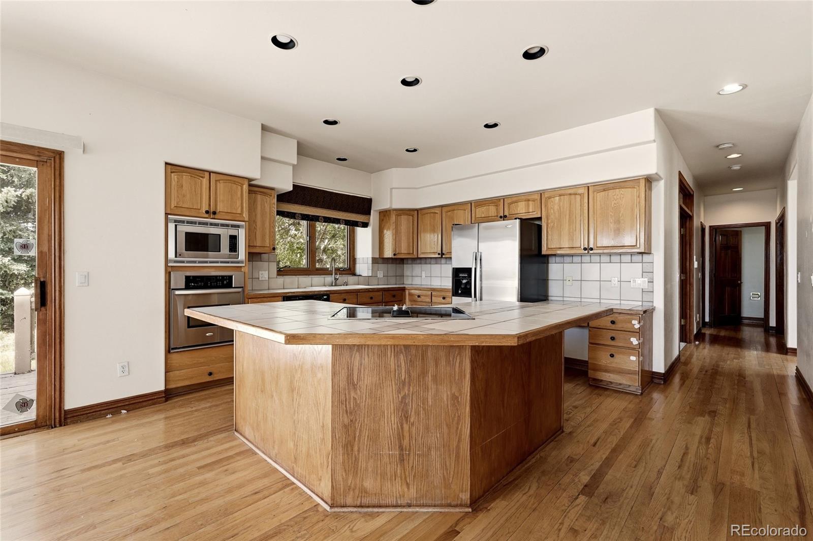 MLS Image #11 for 7701 s pitkin court,centennial, Colorado
