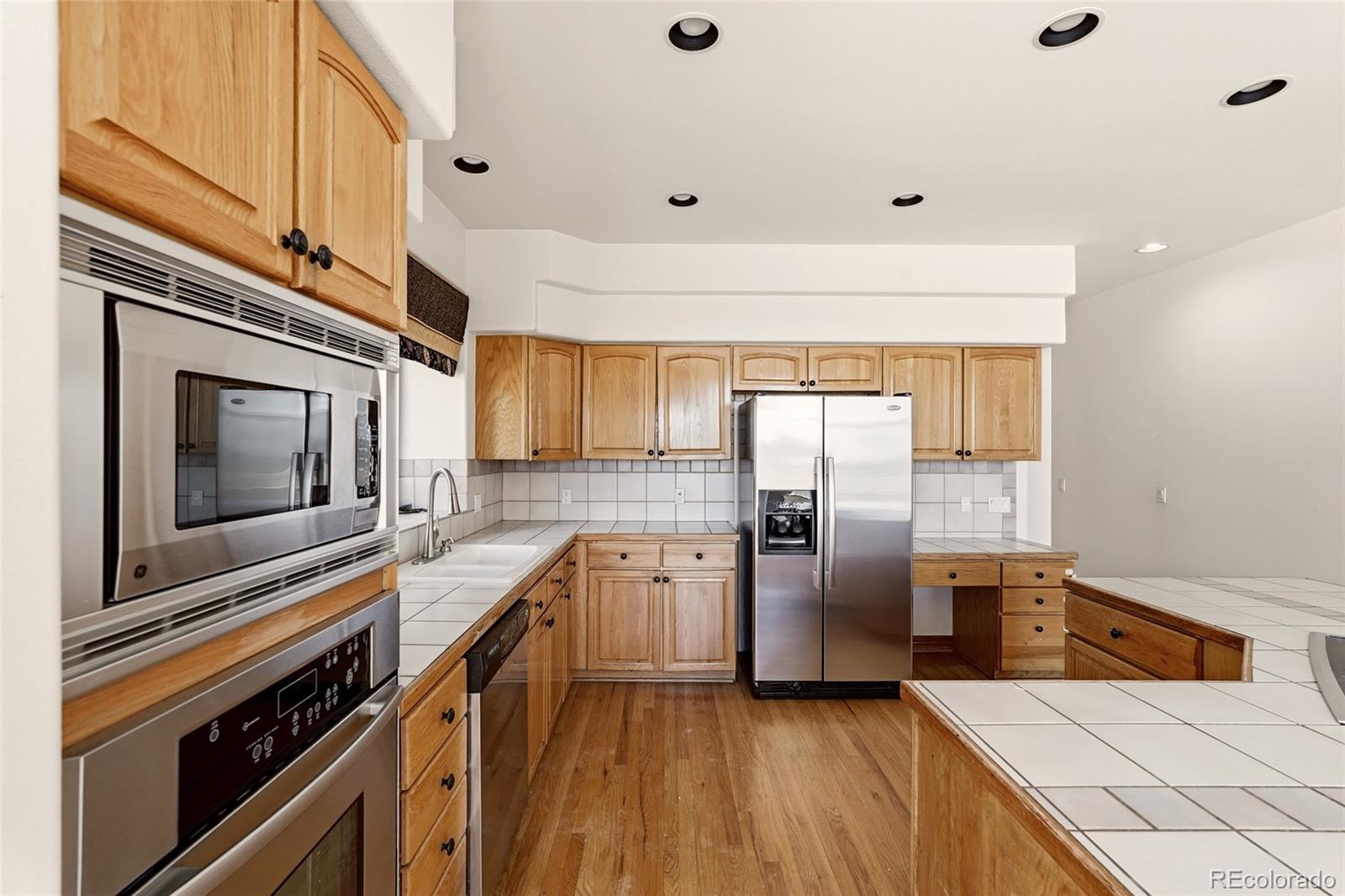 MLS Image #12 for 7701 s pitkin court,centennial, Colorado
