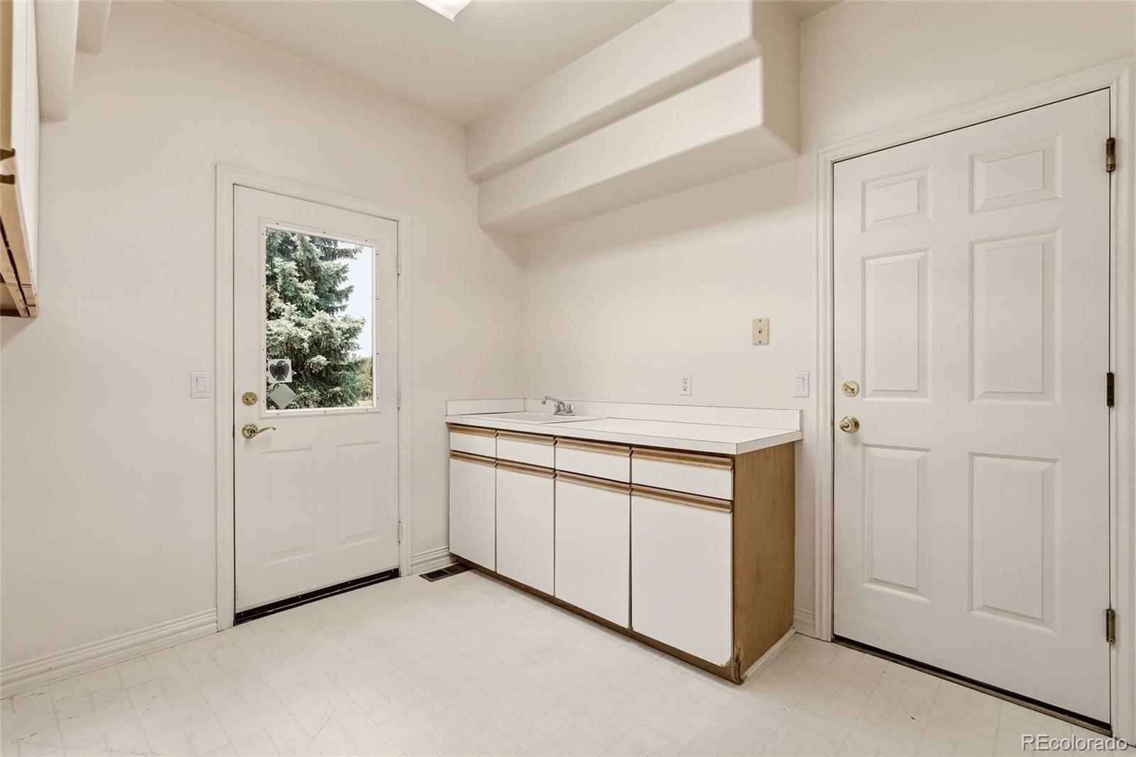 MLS Image #24 for 7701 s pitkin court,centennial, Colorado