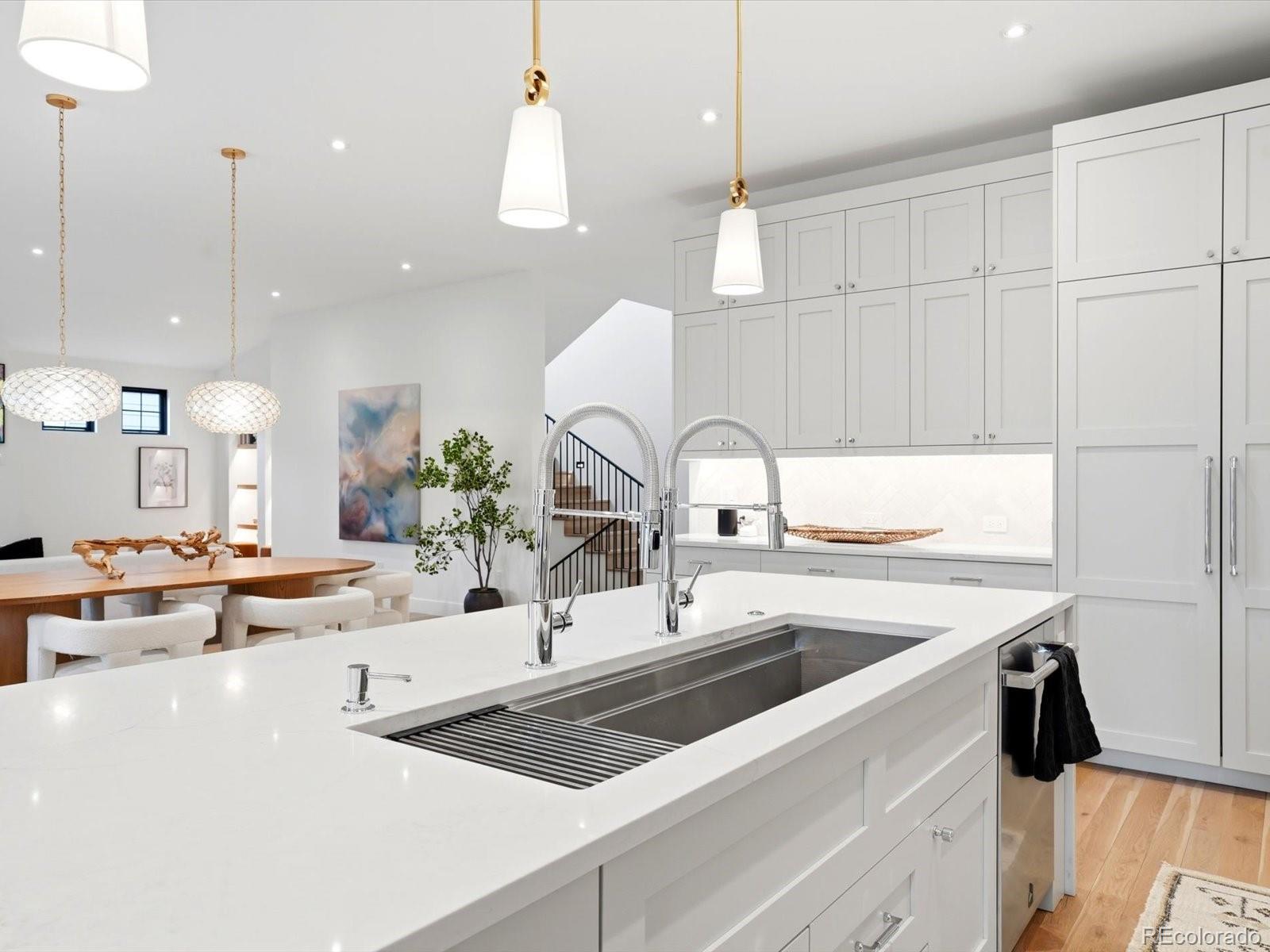 MLS Image #10 for 2900 s madison street,denver, Colorado