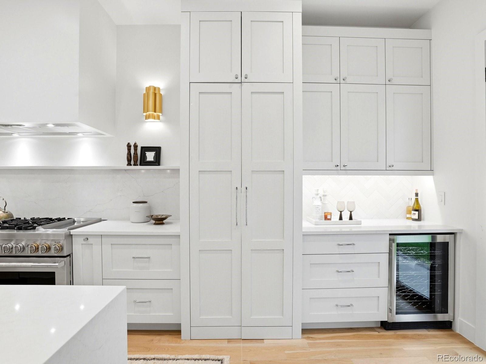 MLS Image #11 for 2900 s madison street,denver, Colorado
