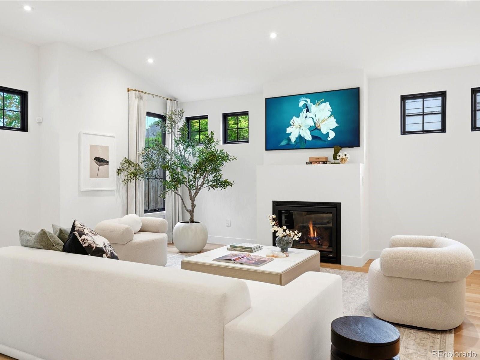 MLS Image #16 for 2900 s madison street,denver, Colorado