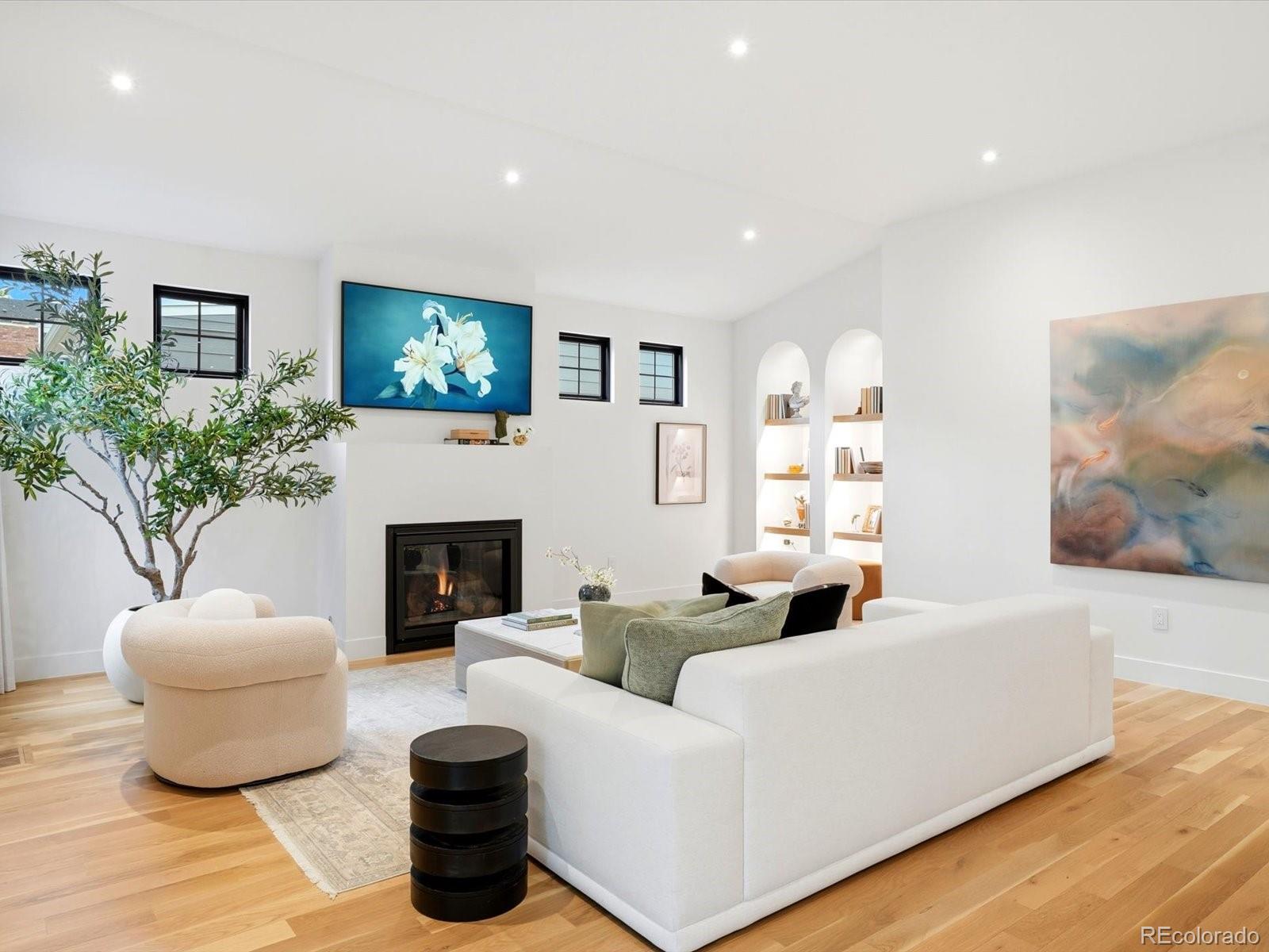MLS Image #17 for 2900 s madison street,denver, Colorado
