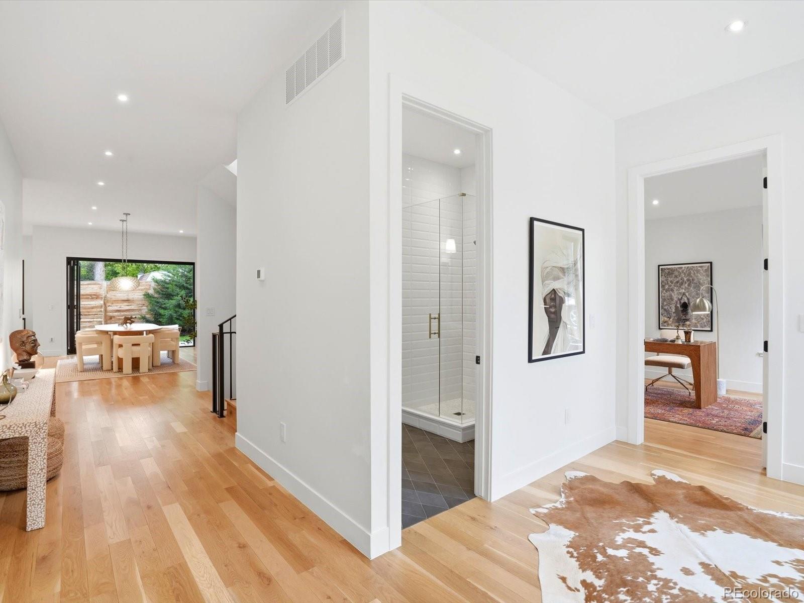 MLS Image #22 for 2900 s madison street,denver, Colorado