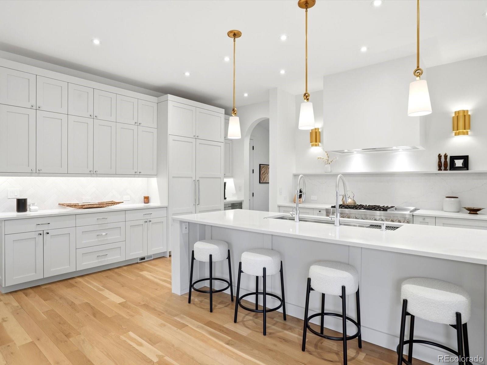 MLS Image #7 for 2900 s madison street,denver, Colorado