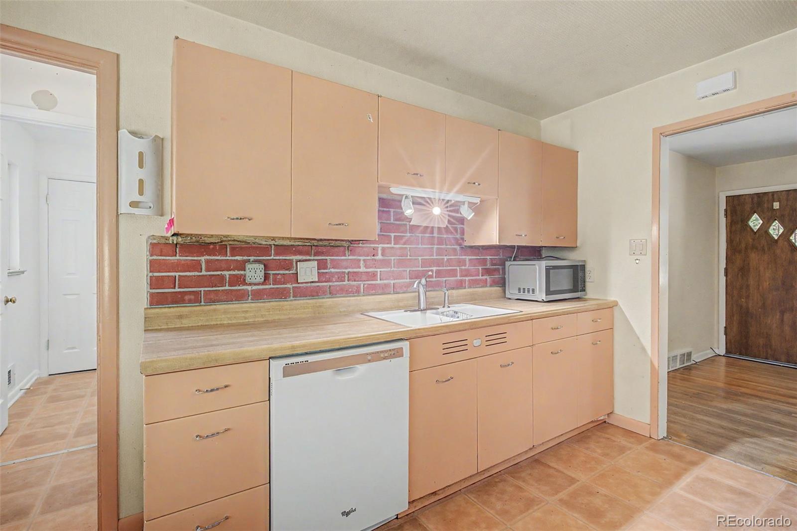 MLS Image #7 for 5326 e atlantic place,denver, Colorado