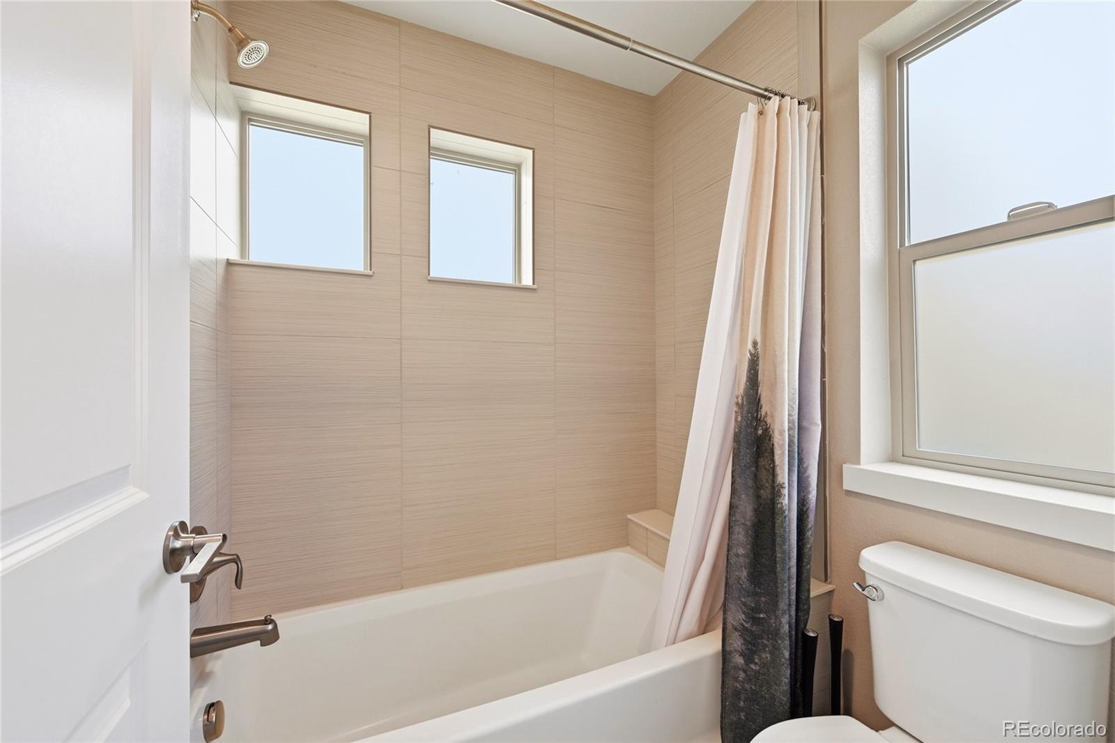 MLS Image #25 for 7029 s buchanan street,aurora, Colorado