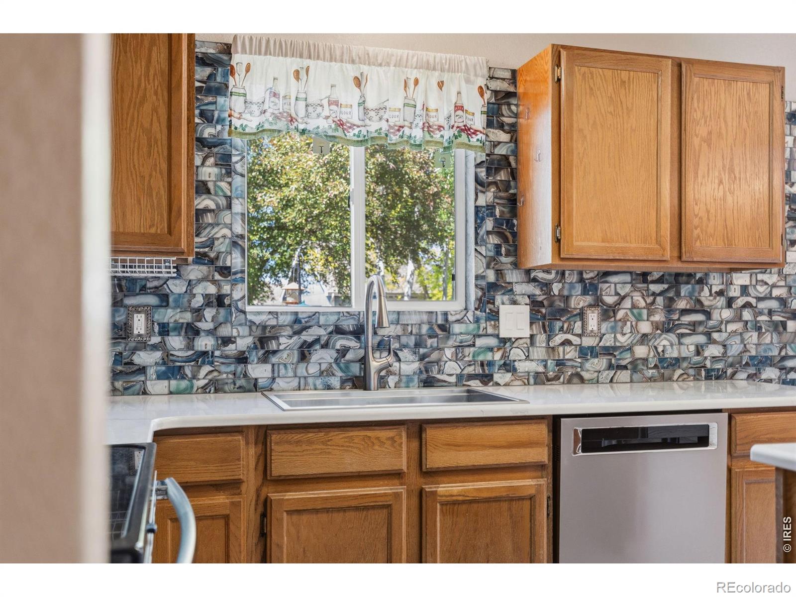 MLS Image #9 for 363  sunmountain drive,loveland, Colorado
