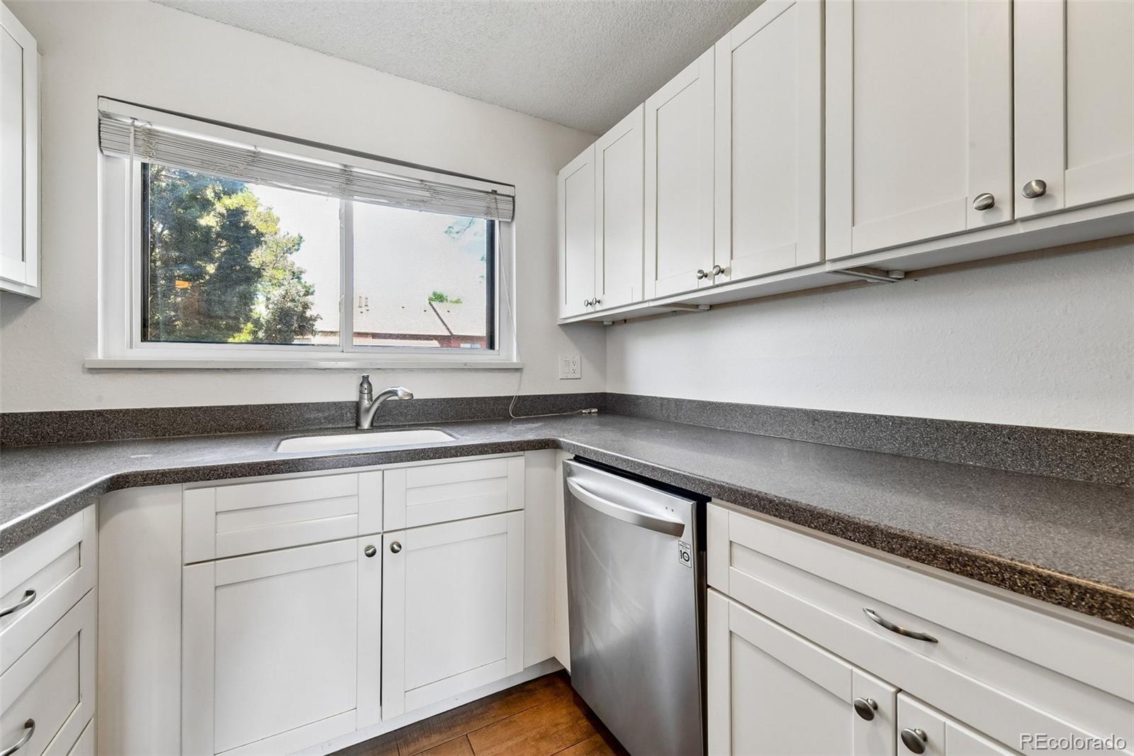 MLS Image #6 for 443  wright street 209,lakewood, Colorado