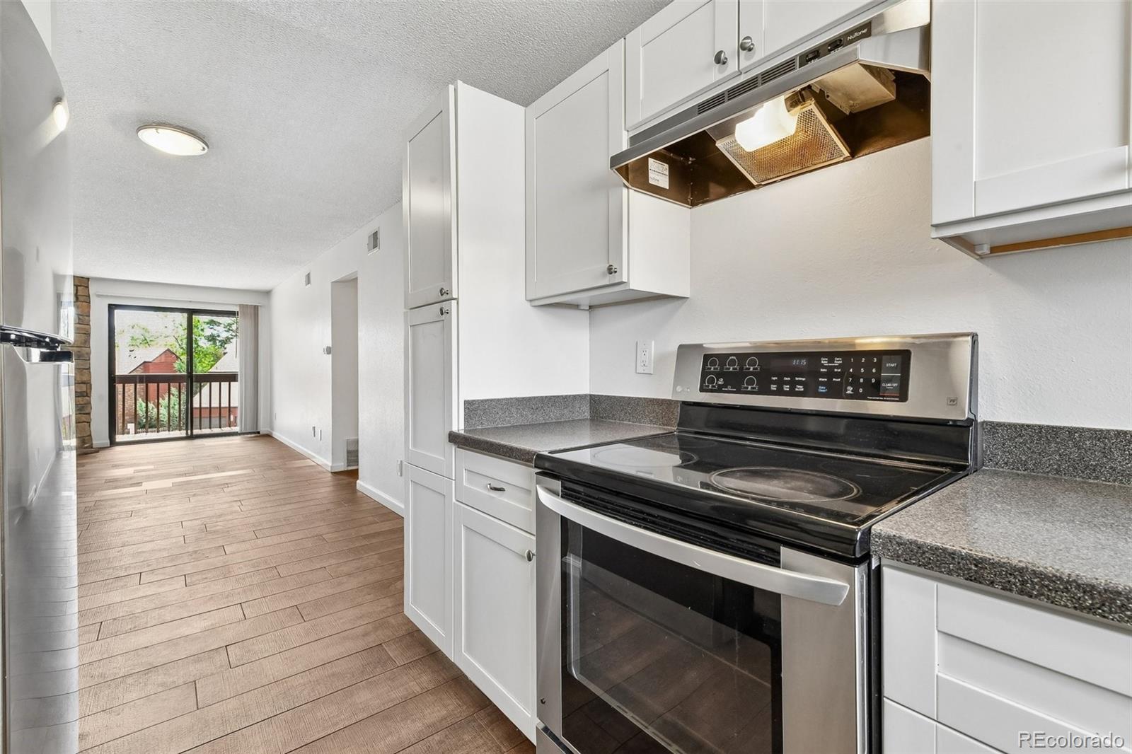 MLS Image #8 for 443  wright street 209,lakewood, Colorado