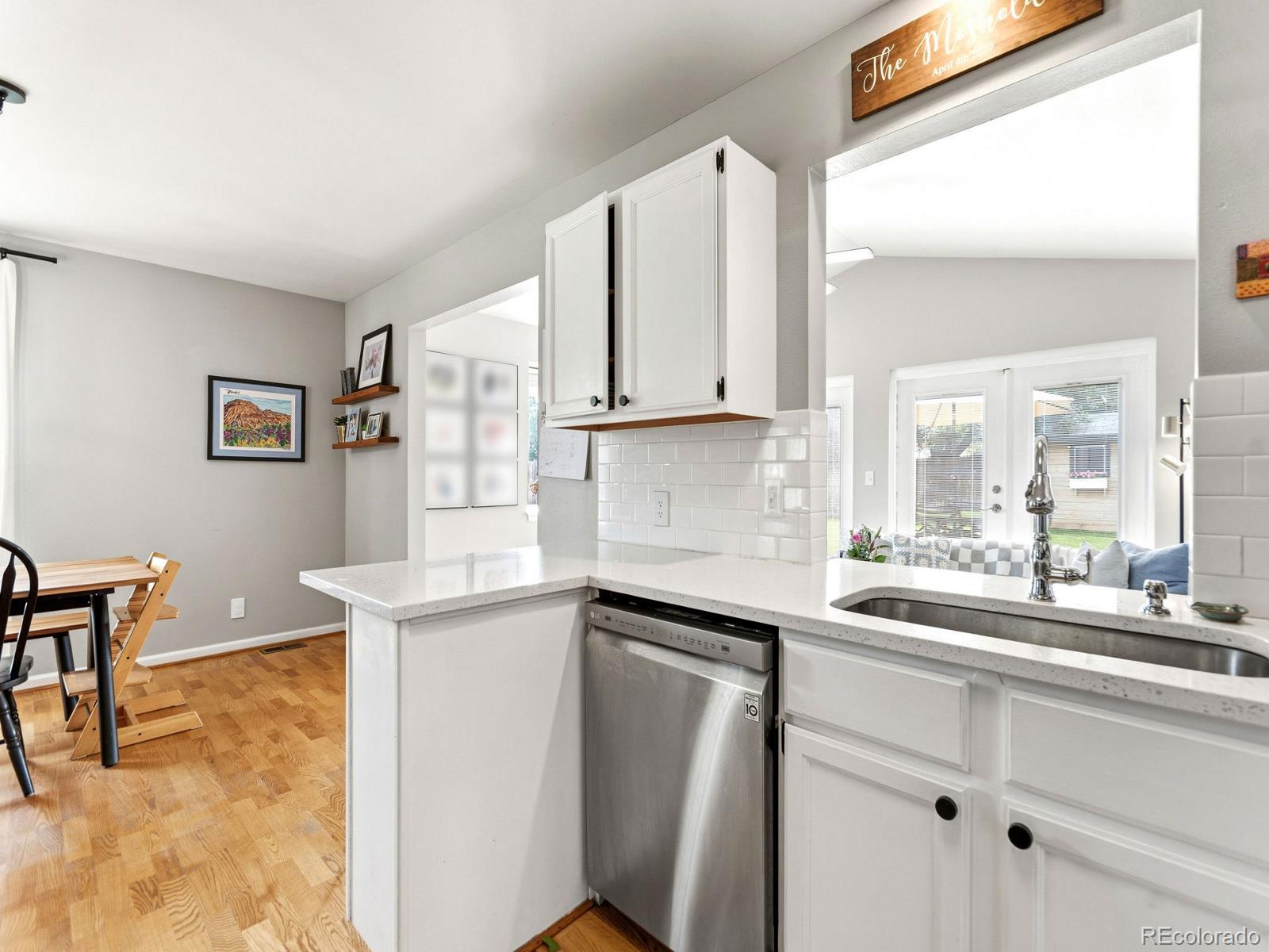 MLS Image #13 for 1605 s kearney street,denver, Colorado
