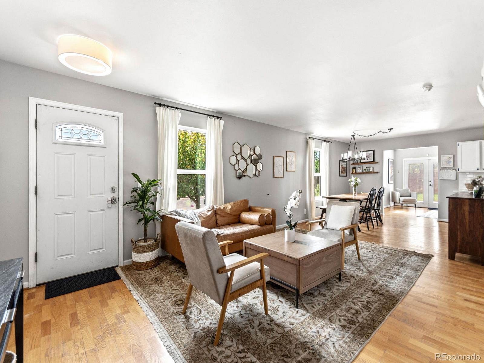 MLS Image #2 for 1605 s kearney street,denver, Colorado