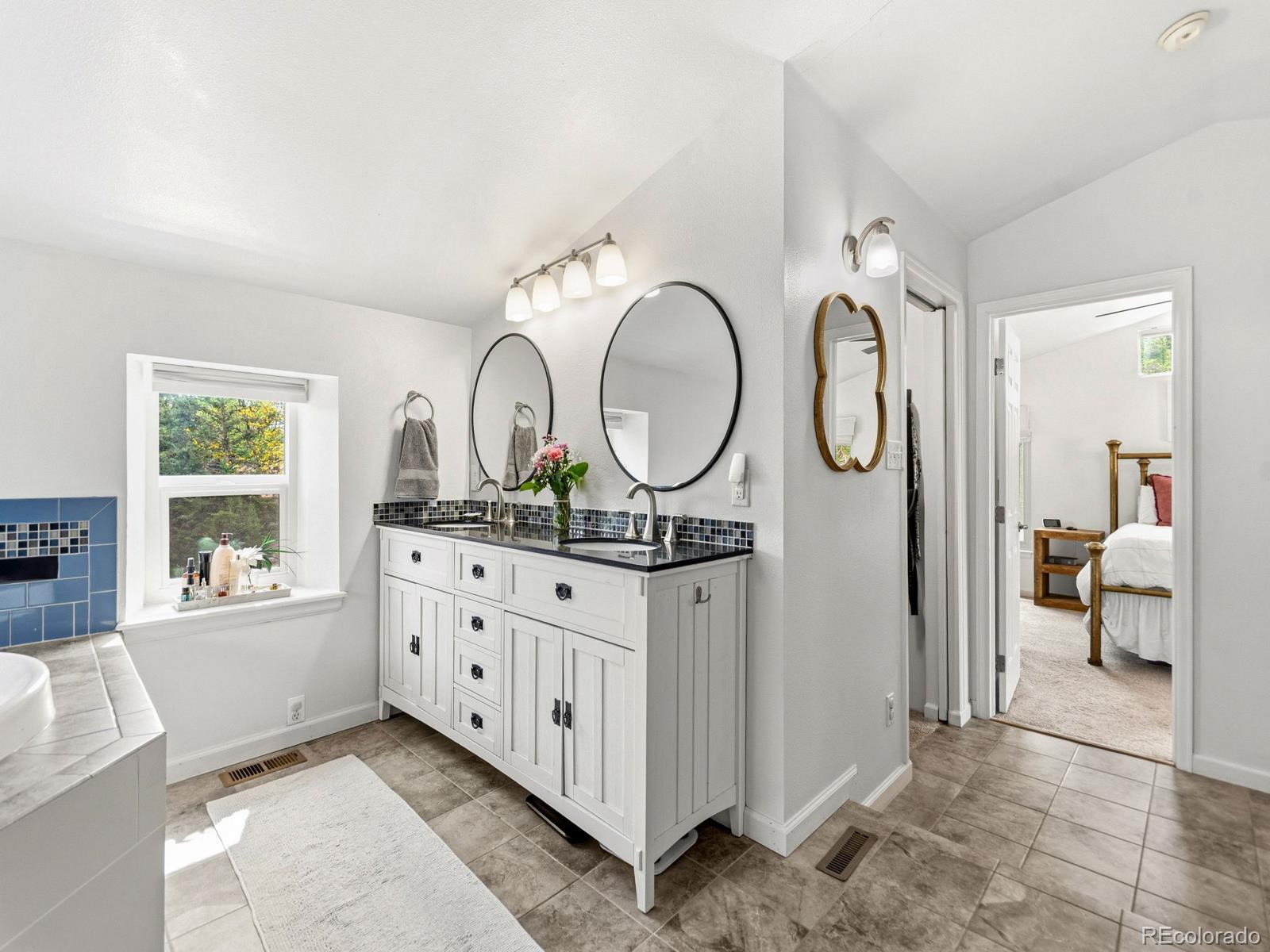 MLS Image #21 for 1605 s kearney street,denver, Colorado