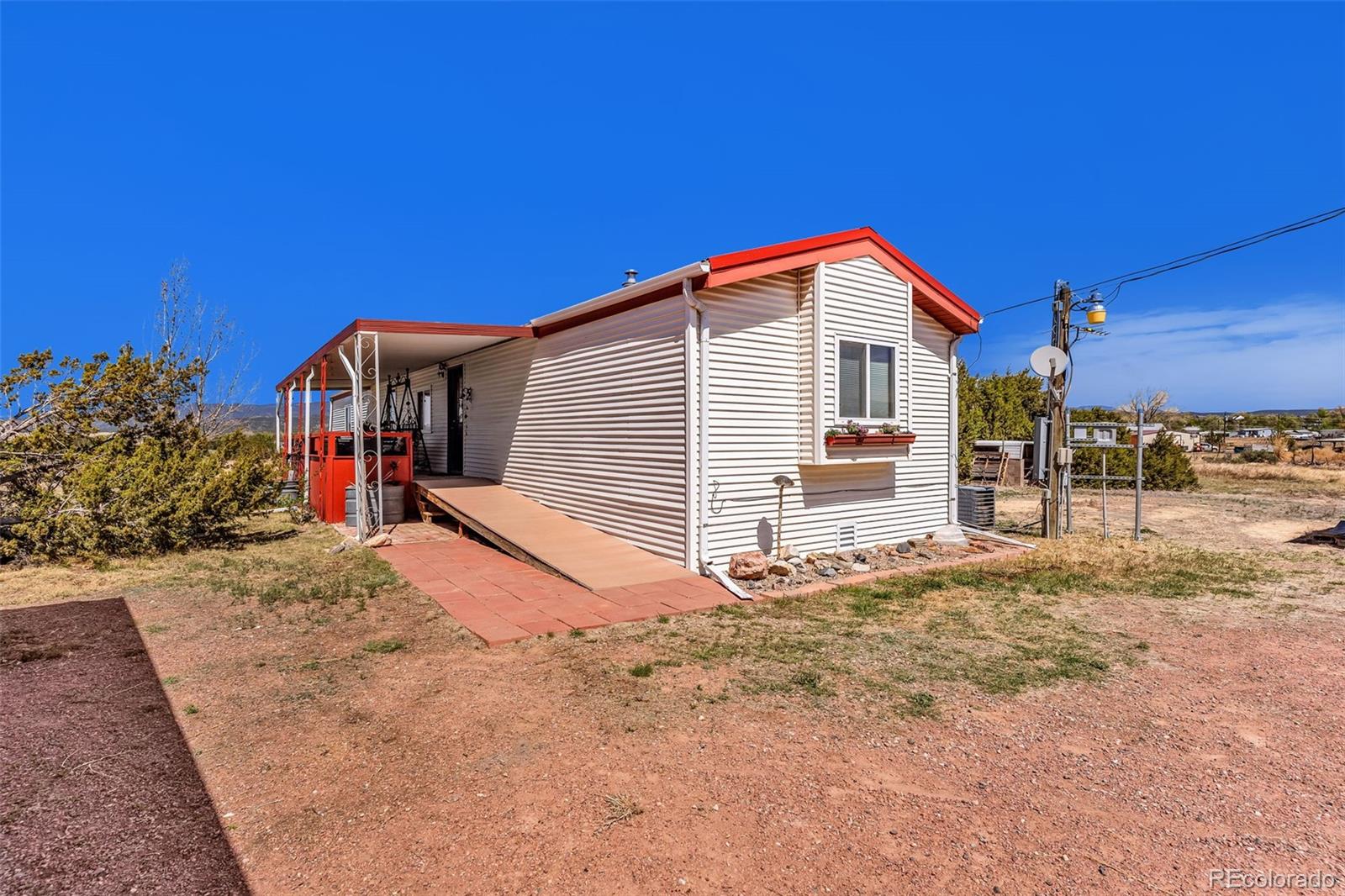 MLS Image #3 for 325  5th street,penrose, Colorado
