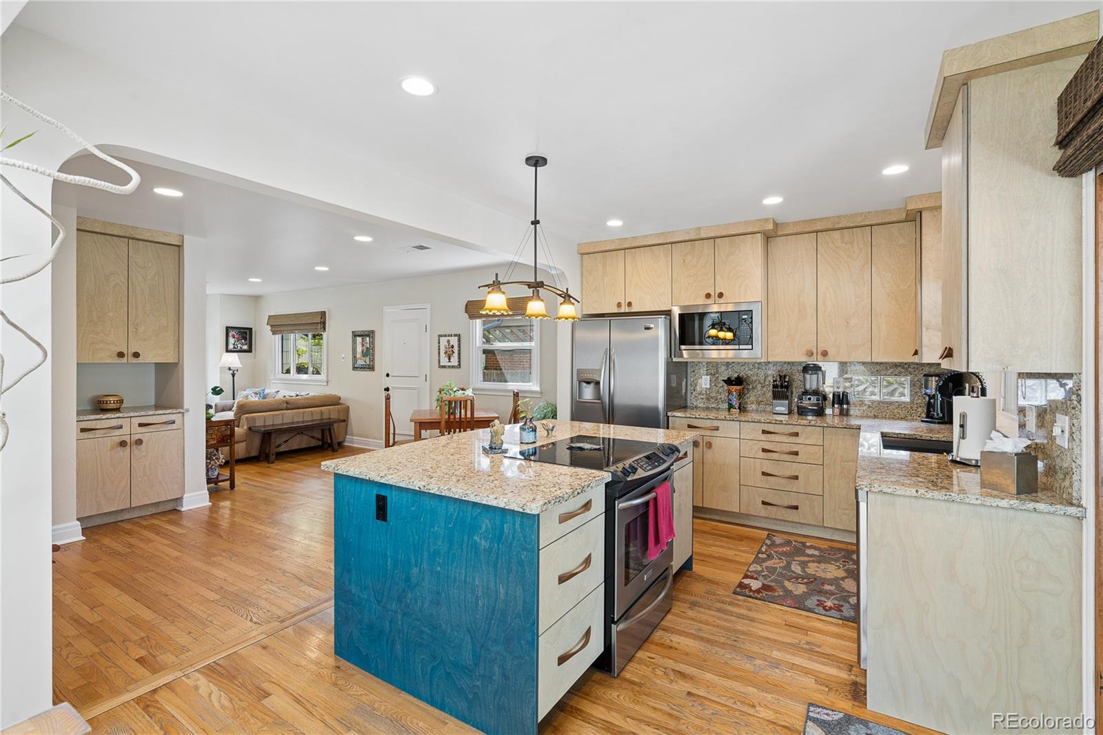 MLS Image #12 for 1911 s marion street,denver, Colorado