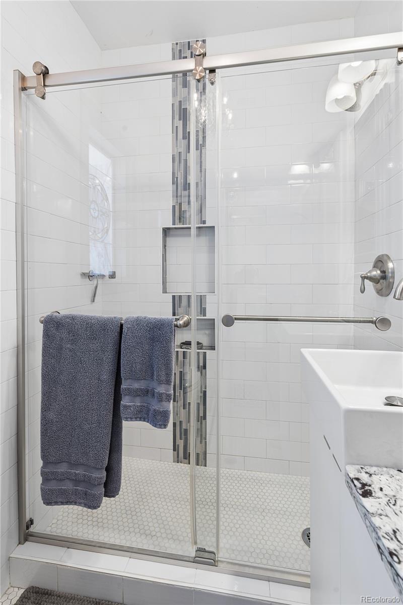 MLS Image #31 for 1911 s marion street,denver, Colorado