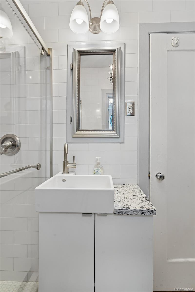 MLS Image #32 for 1911 s marion street,denver, Colorado