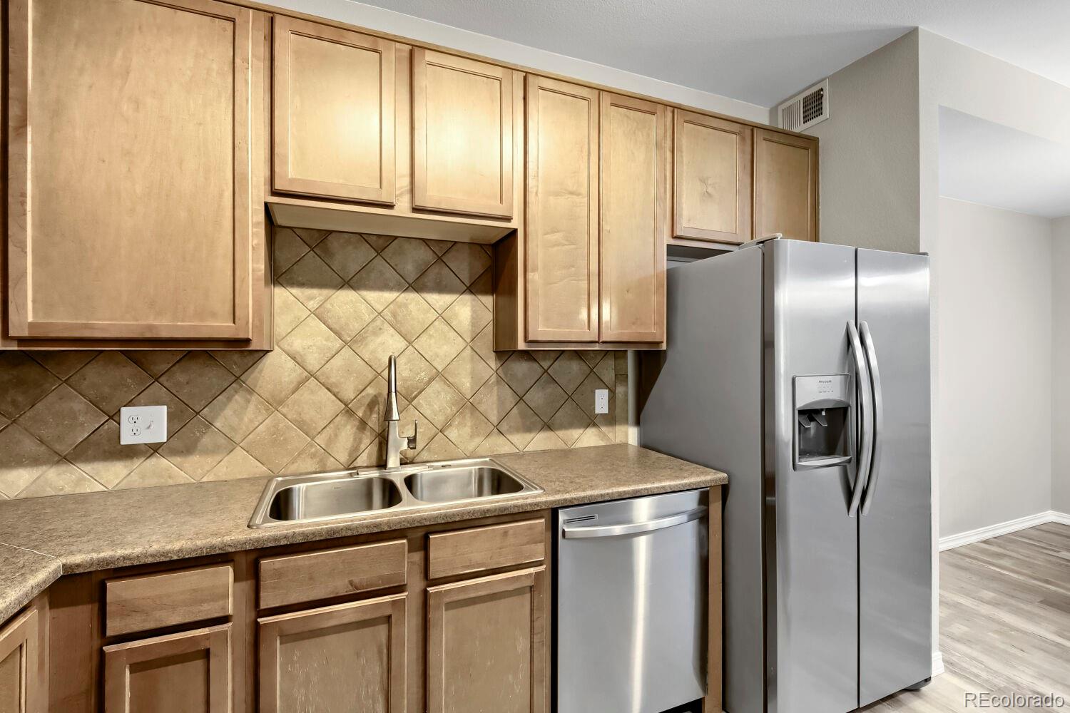 MLS Image #12 for 804  summer hawk drive,longmont, Colorado