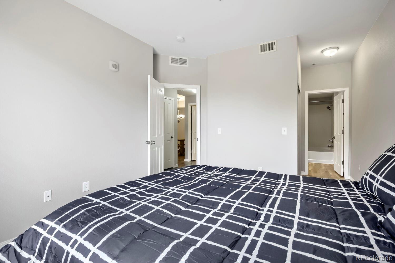 MLS Image #22 for 804  summer hawk drive,longmont, Colorado