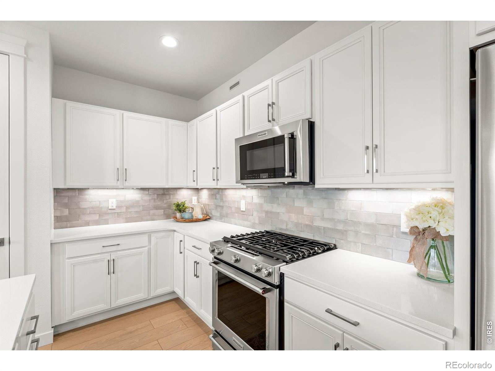 MLS Image #10 for 176  ash circle,erie, Colorado