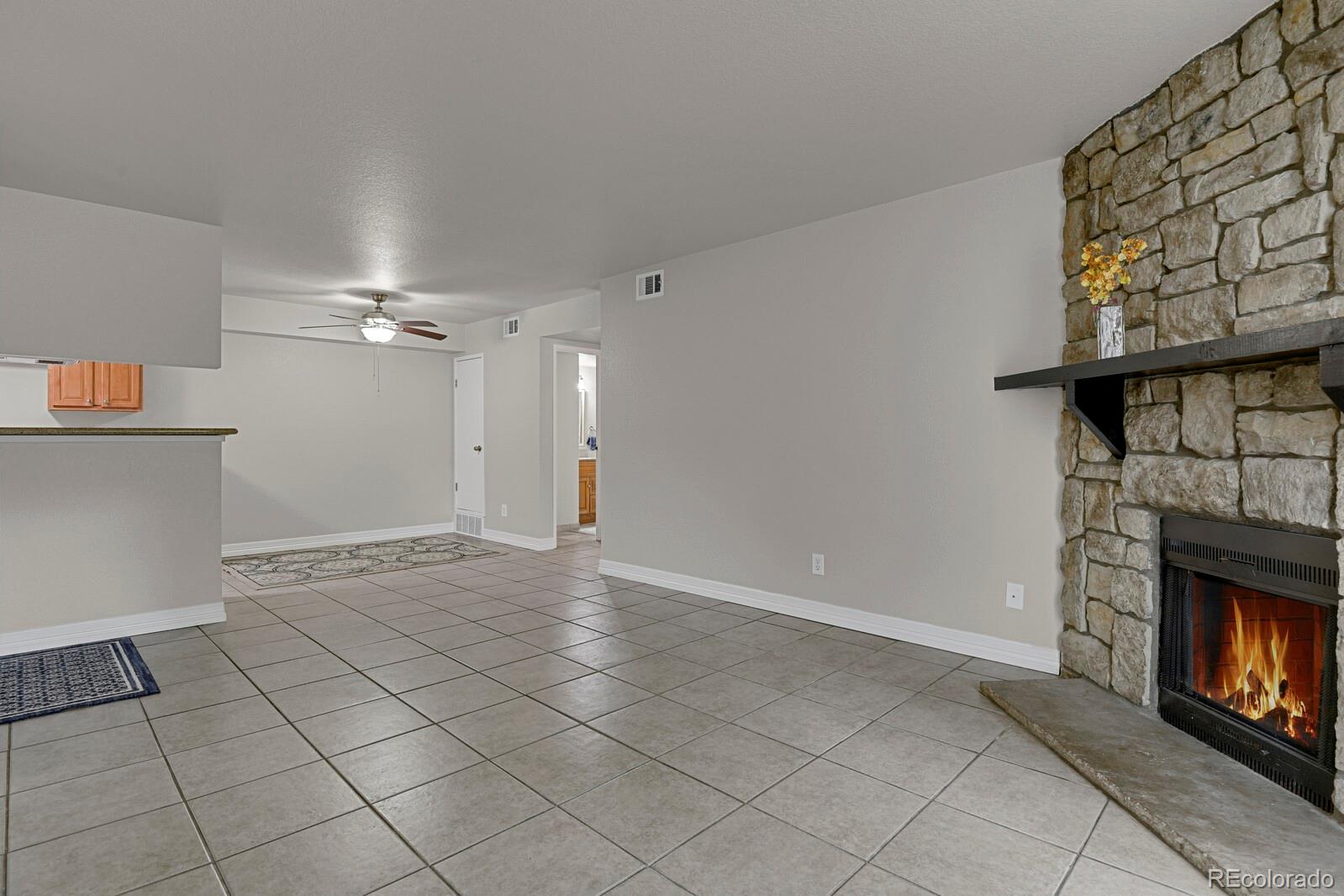 MLS Image #2 for 13200 e jewell avenue 104,aurora, Colorado