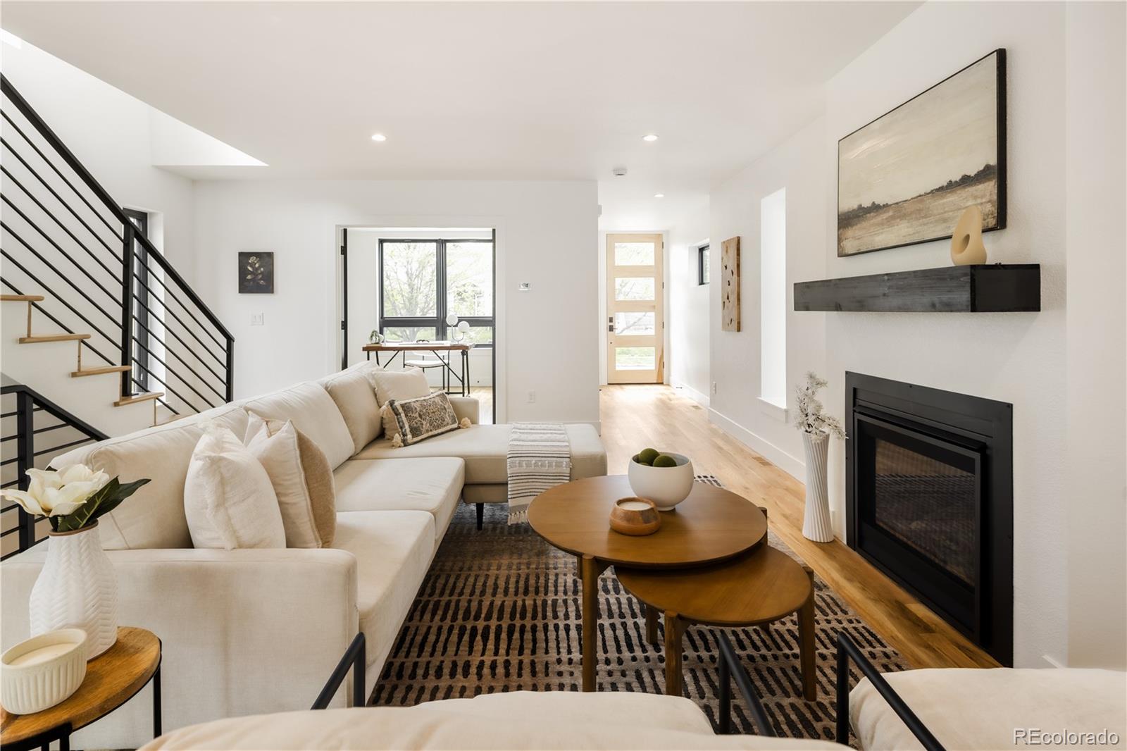 MLS Image #10 for 2280 s bannock street,denver, Colorado
