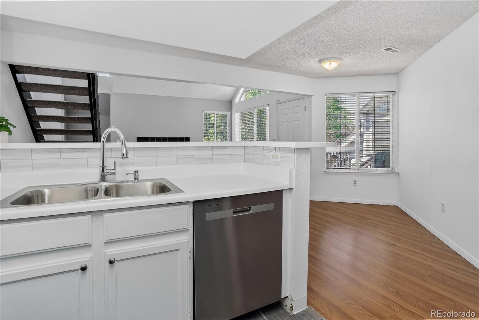 MLS Image #17 for 12444 e tennessee circle,aurora, Colorado