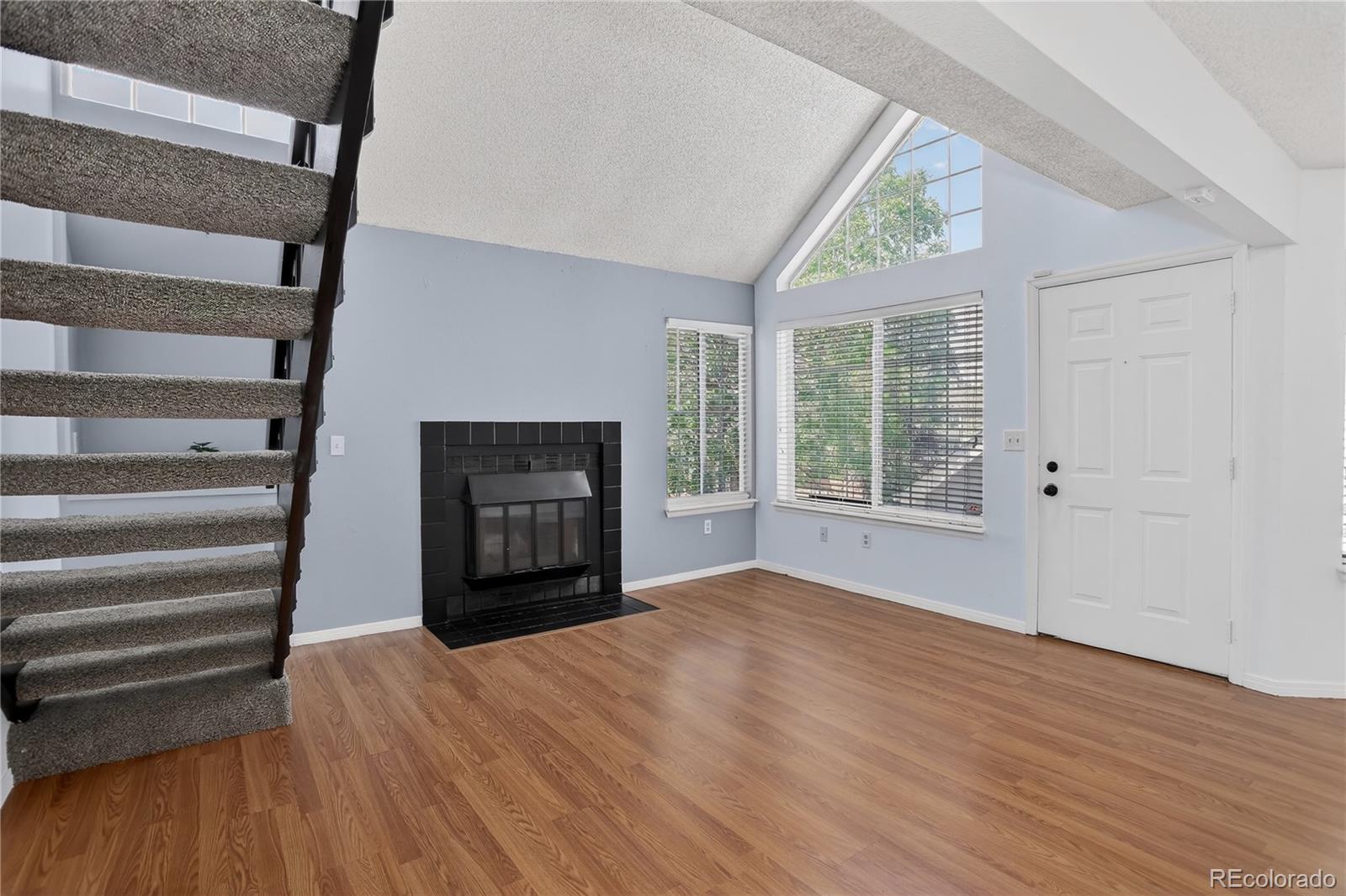 MLS Image #7 for 12444 e tennessee circle,aurora, Colorado