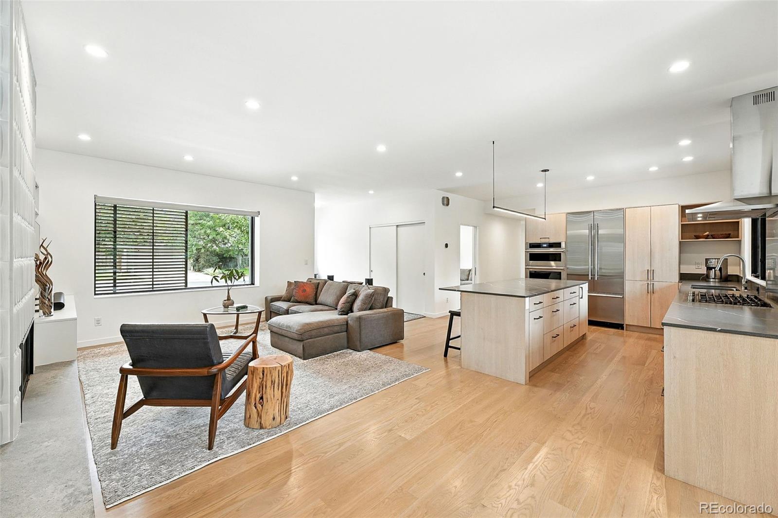 MLS Image #13 for 3010 s franklin street,denver, Colorado