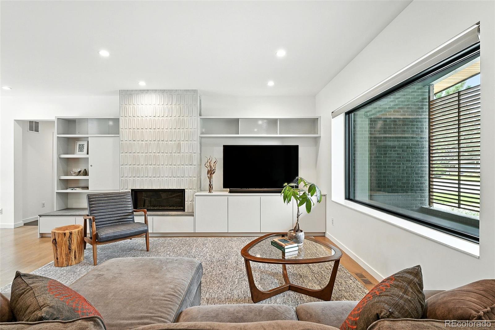 MLS Image #14 for 3010 s franklin street,denver, Colorado