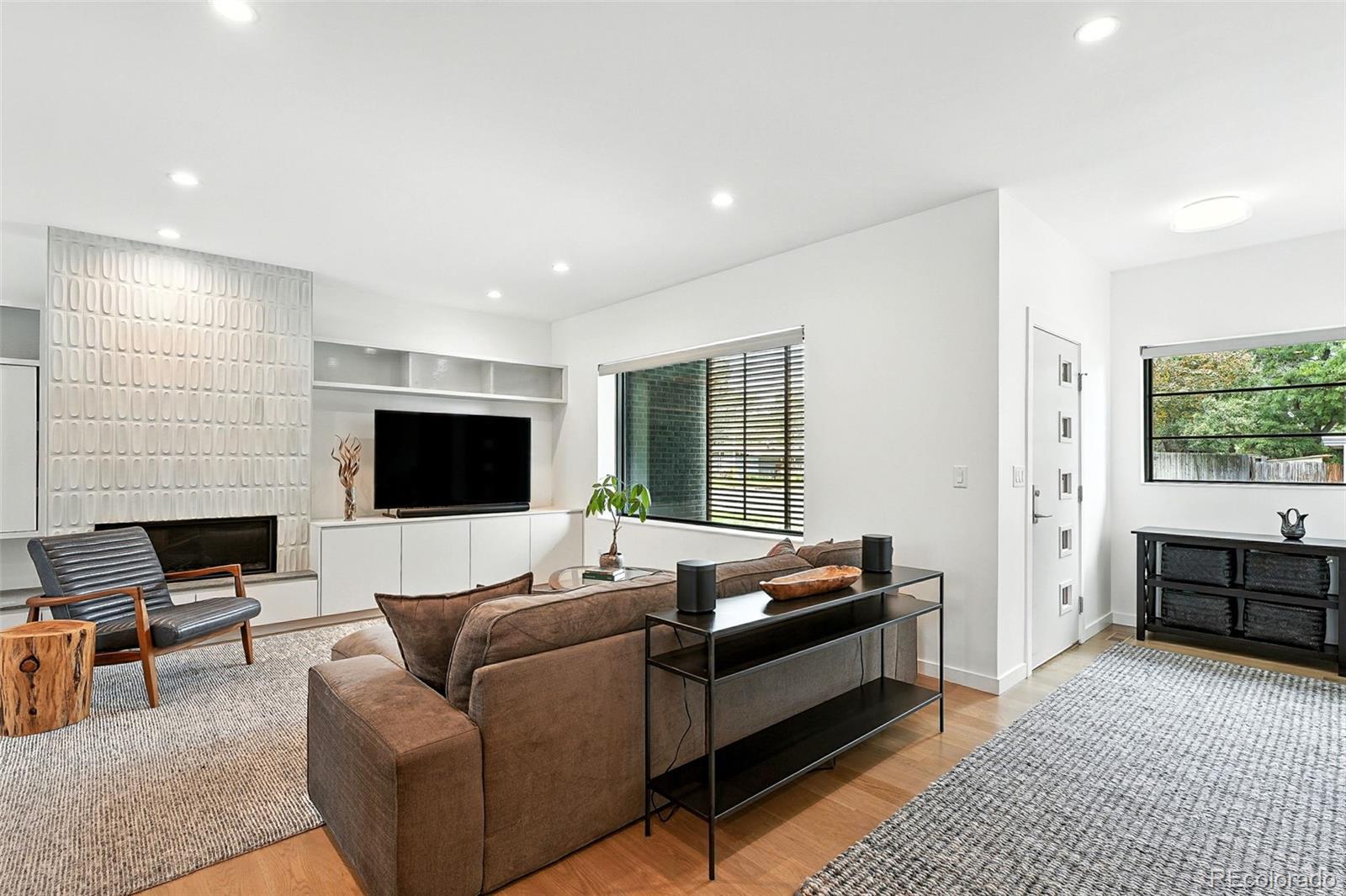 MLS Image #17 for 3010 s franklin street,denver, Colorado