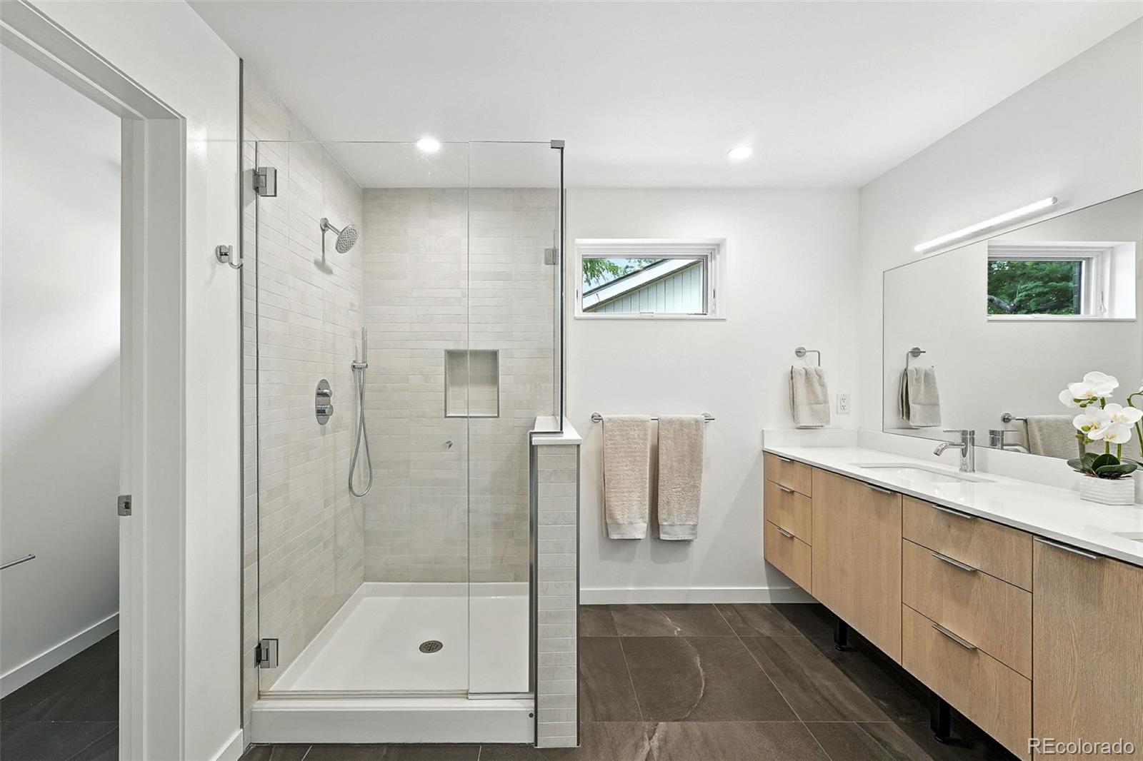 MLS Image #21 for 3010 s franklin street,denver, Colorado